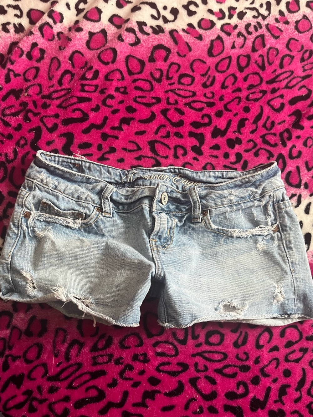 American eagle Distressed Denim Jean Shorts in Blue Size 0